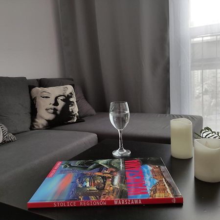 Apartament Rondo Onz Warszawa Zewnętrze zdjęcie