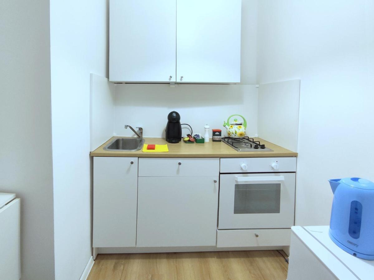 Apartament Rondo Onz Warszawa Zewnętrze zdjęcie