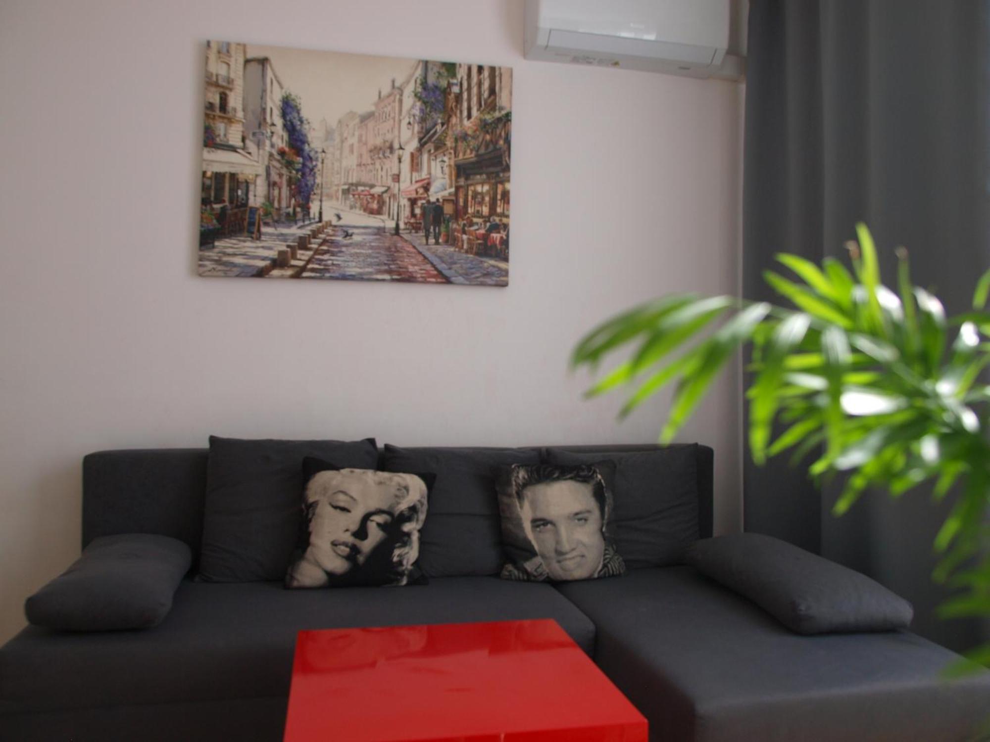 Apartament Rondo Onz Warszawa Zewnętrze zdjęcie